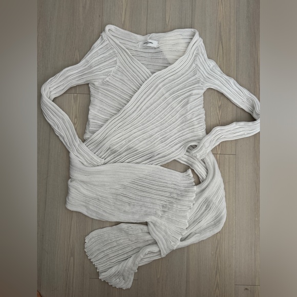 IOANNA KOURBELA Archetypes Multiple Ways Wrap Cardigan NWT one size - Picture 14 of 15